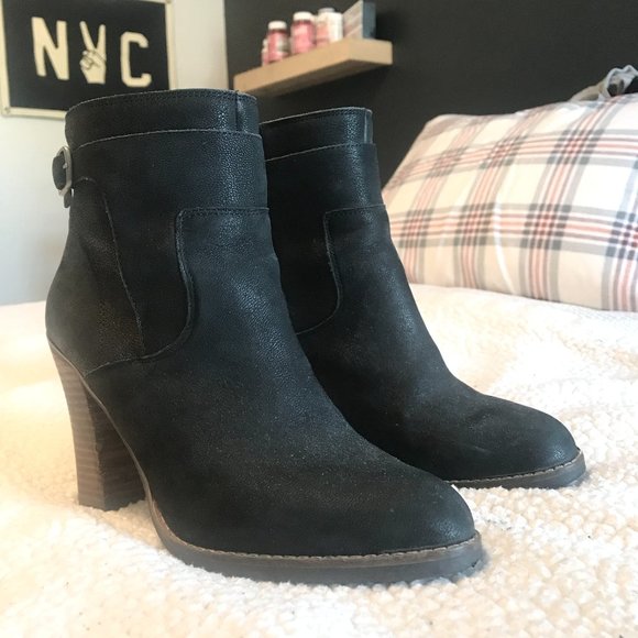 Lucky Brand Minkk Ankle Booties - Picture 1 of 13